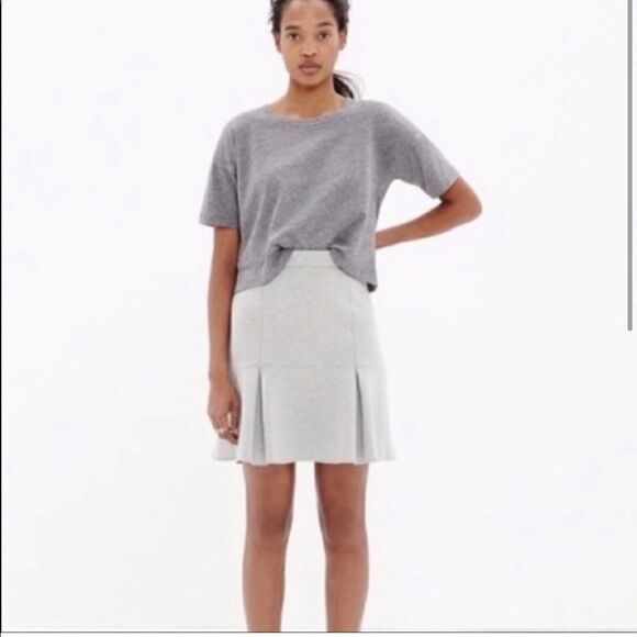 Madewell Grey Pleated Ruffle Skirt size medium - Picture 3 of 8